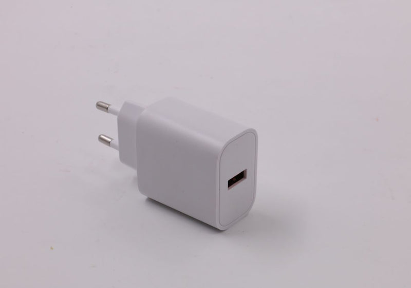CoreParts USB Power Adapter White – MBXAP-AC0007